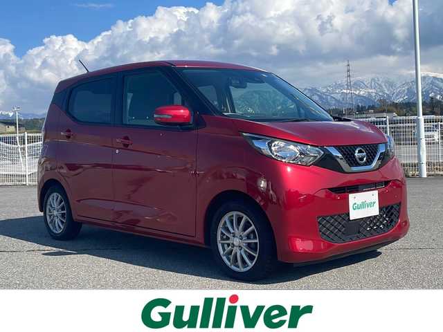 日産 デイズ X 富山県 2022(令4)年 1.5万km スパークリングレッドM ワンオーナー/全方位カメラ/純正ディスプレイオーディオ/ＵＳＢ/ＢｌｕｅＴｏｏｔｈ/ドライブレコーダー前後/純正フロアマット/社外１４インチＡＷ/オートエアコン/アイドリングストップ/プッシュスタート/純正14インチAWノーマルタイヤ積み込み/保証書/取扱説明書/ディスプレイオーディオ取扱説明書