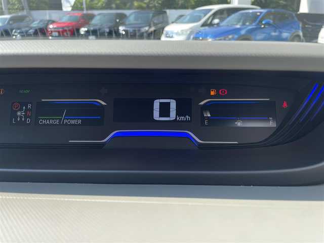 ホンダ フリード＋ ハイブリット EX 熊本県 2018(平30)年 6.8万km ホワイトオーキッドパール 純正9インチナビ（VXM-187VFNi）/【フルセグTV/Bluetooth再生/CD/DVD】/バックカメラ/両側パワースライドドア/アダプティブクルーズコントロール/車線維持支援システム/路外逸脱抑制システム/衝突軽減ブレーキ/LEDオートライト/フォグライト/ハーフレザーシート/ビルトインETC/ドライブレコーダー/保証書/取扱説明書