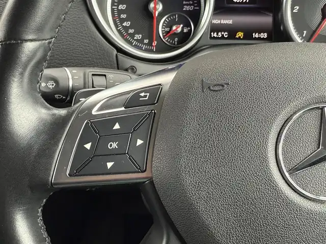 メルセデス・ベンツ ゲレンデヴァーゲン Ｇ３５０ｄ AMGライン 道南・函館 2016(平28)年 4.4万km オブシディアンブラック ラグジュアリーパッケージ/ハーマンカードンサウンド/レーダーセーフティ/ＡＭＧ２０インチＡＷ　/アダクティブクルーズコントロール/純正ナビＴＶ/ＥＴＣ/バックカメラ/黒革シート　/サンルーフ　/純正ＡＷスタッドレス車内　/キーレス・スペアキー有　/新車時保証書　/取扱説明書　