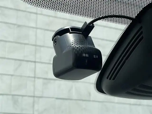 日産 セレナ e－パワー ハイウェイスター V 福岡県 2020(令2)年 3万km ブリリアントホワイトパール 純正SDナビ（フルセグ/CD/BT）バックモニタープロパイロットエマージェンシーブレーキコーナーセンサーBSM両側電動パワスラドラレコETC純正LEDヘットライト純正フロアマット純正15インチアルミホイールスマートキープッシュスタート