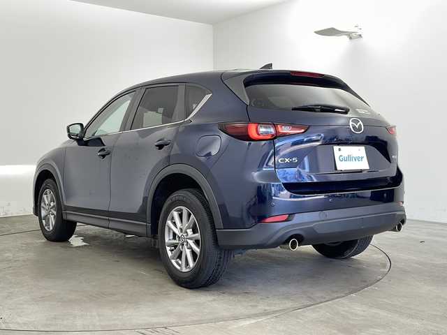 マツダ ＣＸ－５ 20S プロアクティブ 兵庫県 2022(令4)年 3万km ディープクリスタルブルーマイカ ・純正10.25インチナビ/　Bluetoothオーディオ/　USB接続/　スマートフォン連携/・バック/サイドカメラ/・ｉ－ＡＣＴＩＶＳＥＮＳＥ/・ドライバーアテンションアラート/・ブラインドスポットモニター/・レーンキープアシストシステム/・スマート・ブレーキ・サポート（SBS）/・スマート・シティ・ブレーキ・サポート（SCBS)/・前後コーナーセンサー/・トラクションコントロールシステム（TCS）/・アイドリングストップ/・オートマチックハイビーム/・社外前方ドライブレコーダー/・純正フロアマット/・ヘッドアップディスプレイ/・MTモード付AT/・純正17インチアルミホイール/・ETC/・横滑り防止機能/・盗難防止装置/・LEDオートライト/・W＋サイドエアバック/・スマートキー/・オートエアコン