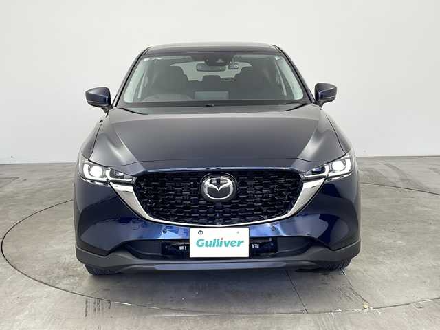 マツダ ＣＸ－５ 20S プロアクティブ 兵庫県 2022(令4)年 3万km ディープクリスタルブルーマイカ ・純正10.25インチナビ/　Bluetoothオーディオ/　USB接続/　スマートフォン連携/・バック/サイドカメラ/・ｉ－ＡＣＴＩＶＳＥＮＳＥ/・ドライバーアテンションアラート/・ブラインドスポットモニター/・レーンキープアシストシステム/・スマート・ブレーキ・サポート（SBS）/・スマート・シティ・ブレーキ・サポート（SCBS)/・前後コーナーセンサー/・トラクションコントロールシステム（TCS）/・アイドリングストップ/・オートマチックハイビーム/・社外前方ドライブレコーダー/・純正フロアマット/・ヘッドアップディスプレイ/・MTモード付AT/・純正17インチアルミホイール/・ETC/・横滑り防止機能/・盗難防止装置/・LEDオートライト/・W＋サイドエアバック/・スマートキー/・オートエアコン
