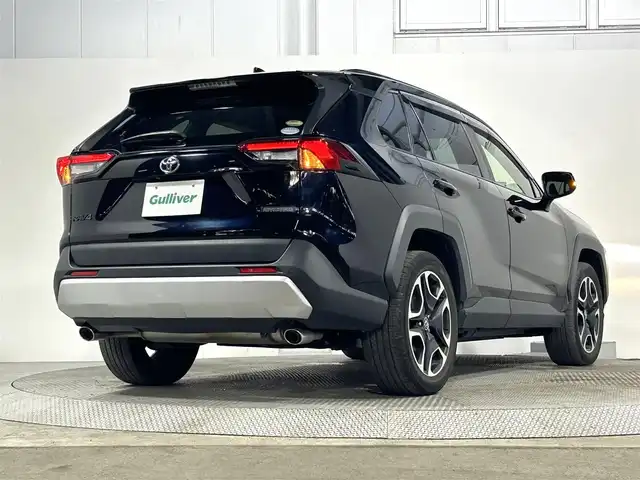 トヨタ ＲＡＶ４ アドベンチャー 大阪府 2019(令1)年 3.7万km アティチュードブラックマイカ ALPINE9incナビTV Bカメラ ETC 革シート パワーシート/ヒーター/エアコン ハンドルヒーター 衝突軽減 レーダーC クリアランスソナー BSM ダウンヒルアシスト ４WD