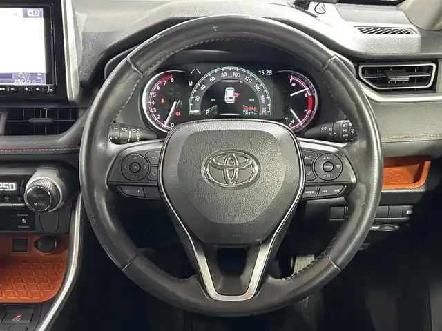 トヨタ ＲＡＶ４ アドベンチャー 大阪府 2019(令1)年 3.7万km アティチュードブラックマイカ ALPINE9incナビTV Bカメラ ETC 革シート パワーシート/ヒーター/エアコン ハンドルヒーター 衝突軽減 レーダーC クリアランスソナー BSM ダウンヒルアシスト ４WD