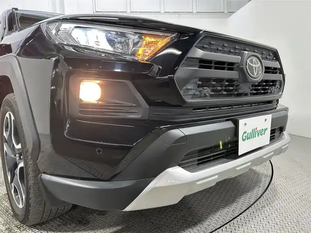 トヨタ ＲＡＶ４ アドベンチャー 大阪府 2019(令1)年 3.7万km アティチュードブラックマイカ ALPINE9incナビTV Bカメラ ETC 革シート パワーシート/ヒーター/エアコン ハンドルヒーター 衝突軽減 レーダーC クリアランスソナー BSM ダウンヒルアシスト ４WD