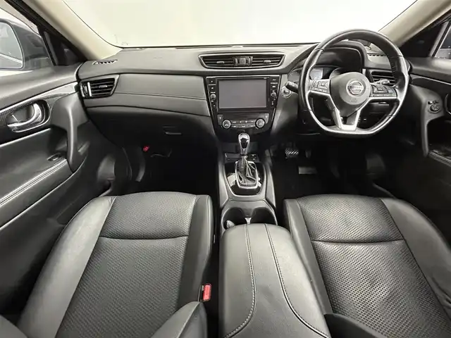 日産 エクストレイル 20Xi Vセレクション 道央・札幌 2020(令2)年 6万km ダイヤモンドブラック ・4WD/・プロパイロット/・衝突被害軽減ブレーキ/・レーンキープアシスト/・レーダークルーズコントロール/・純正メモリナビ/【フルセグ/BT/CD/DVD】/・アラウンドビューモニター/・シートヒーター/・ミラーヒーター/・パワーバックドア/・MTモード付AT/・ダウンヒルアシスト/・ステアリングスイッチ/・純正AW付冬タイヤ積込【225/65R17】