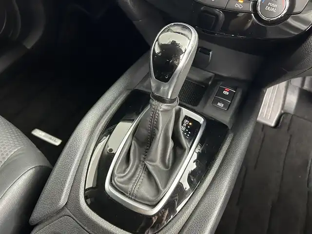 日産 エクストレイル 20Xi Vセレクション 道央・札幌 2020(令2)年 6万km ダイヤモンドブラック ・4WD/・プロパイロット/・衝突被害軽減ブレーキ/・レーンキープアシスト/・レーダークルーズコントロール/・純正メモリナビ/【フルセグ/BT/CD/DVD】/・アラウンドビューモニター/・シートヒーター/・ミラーヒーター/・パワーバックドア/・MTモード付AT/・ダウンヒルアシスト/・ステアリングスイッチ/・純正AW付冬タイヤ積込【225/65R17】