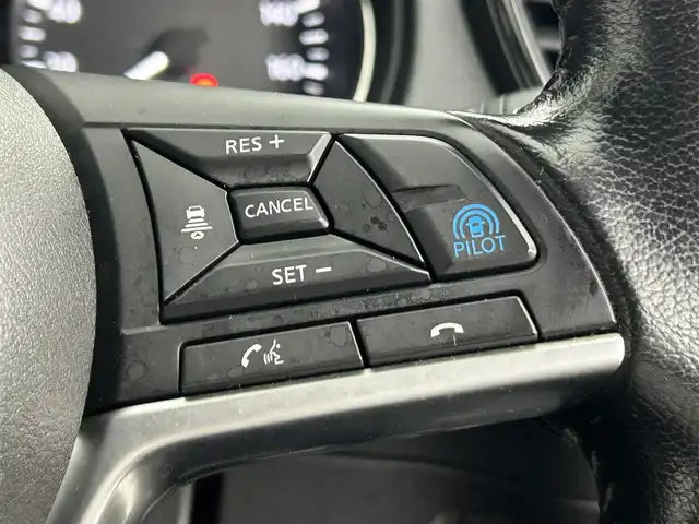 日産 エクストレイル 20Xi Vセレクション 道央・札幌 2020(令2)年 6万km ダイヤモンドブラック ・4WD/・プロパイロット/・衝突被害軽減ブレーキ/・レーンキープアシスト/・レーダークルーズコントロール/・純正メモリナビ/【フルセグ/BT/CD/DVD】/・アラウンドビューモニター/・シートヒーター/・ミラーヒーター/・パワーバックドア/・MTモード付AT/・ダウンヒルアシスト/・ステアリングスイッチ/・純正AW付冬タイヤ積込【225/65R17】