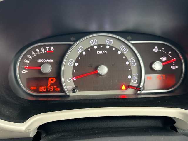 ダイハツ ミラ ココア X 千葉県 2014(平26)年 8.1万km プラムブラウンクリスタルマイカ ４ＷＤ　後期型　ナビＡＶＮ１３３Ｍ　ワンセグ　ＣＤ　スマートキー　アイドリングストップ　オートエアコン　フロアマット　ドアバイザー　ライトレベライザー　ホワイトホイール　プラムブラウンカラー