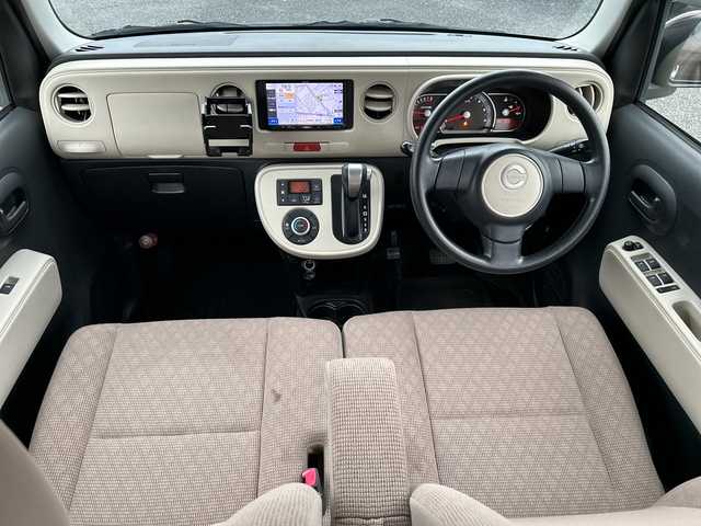 ダイハツ ミラ ココア X 千葉県 2014(平26)年 8.1万km プラムブラウンクリスタルマイカ ４ＷＤ　後期型　ナビＡＶＮ１３３Ｍ　ワンセグ　ＣＤ　スマートキー　アイドリングストップ　オートエアコン　フロアマット　ドアバイザー　ライトレベライザー　ホワイトホイール　プラムブラウンカラー