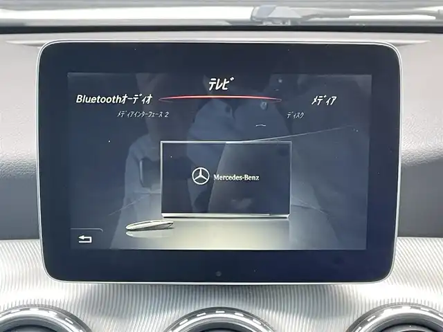 メルセデス・ベンツ ＧＬＡ１８０ 宮崎県 2016(平28)年 3.3万km 白 純正HDDナビ/・フルセグテレビ/・Bluetooth /・DVD/・CD/・AM FM/ハーフレザーシート/バックカメラ/・コーナーセンサー /アイドリングストップ/アクティブクルーズコントロール/・ブラインドスポットモニター/・レーンキープ/ETC/パワーバックドア/HIDヘッドライト/・オートライト/ドライブレコーダー /純正18インチアルミホイール