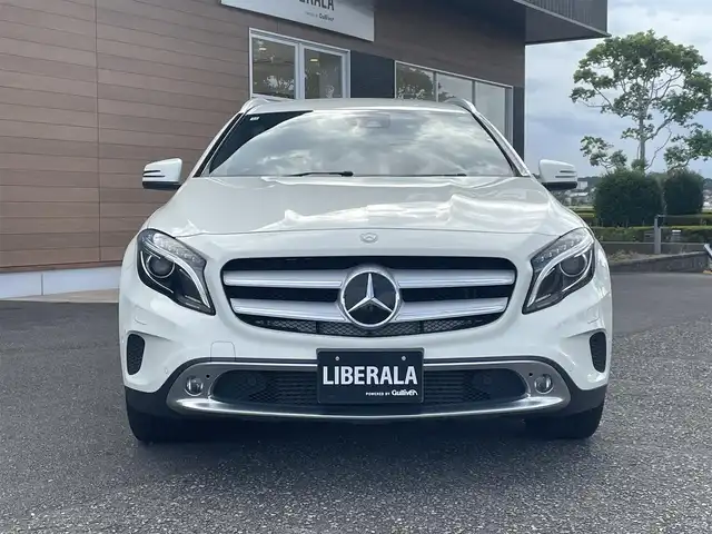 メルセデス・ベンツ ＧＬＡ１８０ 宮崎県 2016(平28)年 3.3万km 白 純正HDDナビ/・フルセグテレビ/・Bluetooth /・DVD/・CD/・AM FM/ハーフレザーシート/バックカメラ/・コーナーセンサー /アイドリングストップ/アクティブクルーズコントロール/・ブラインドスポットモニター/・レーンキープ/ETC/パワーバックドア/HIDヘッドライト/・オートライト/ドライブレコーダー /純正18インチアルミホイール