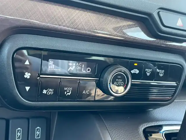 ホンダ Ｎ ＢＯＸ G･L ホンダセンシング カッパーブラウンスタイル 島根県 2019(平31)年 5.7万km プラチナホワイトパール 純正メモリナビ・フルセグTV/DVD再生・Bluetooth接続/両側パワースライド　/前後純正ドライブレコーダー /追従機能付クルーズコントロール/バックカメラ　/ETC/リアコーナーセンサー/衝突軽減ブレーキ/横滑り防止装置　/レーンキープアシスト/スマートキー・プッシュスタート/純正LEDヘッドライト/純正アルミホイール/純正フロアマット