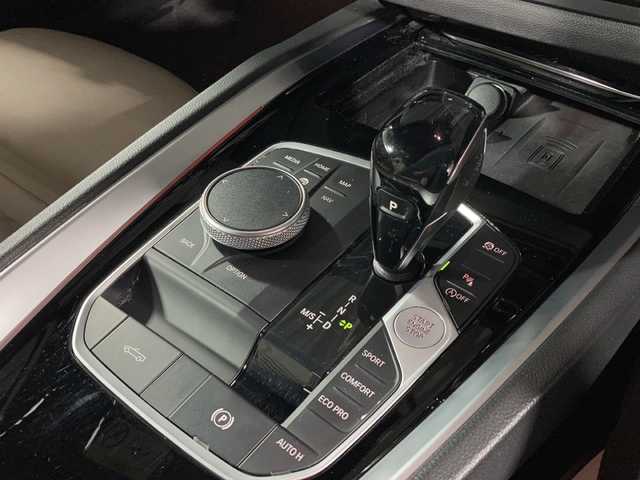 ＢＭＷ Ｚ４ sDrive20i スポーツ 沖縄県 2020(令2)年 3.3万km サンフラシスコレッド ワンオーナー/禁煙車　/純正ナビ　Ｂｌｕｅｔｏｏｔｈ　ＵＳＢ　ラジオ　/レーダークルーズコントロール　/衝突警告　/車線逸脱警告　/ブラインドスポットモニター　/パドルシフト　/電子パーキング　/オートホールド/取り扱い説明書/新車保証書/スペアキー