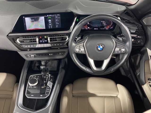 ＢＭＷ Ｚ４ sDrive20i スポーツ 沖縄県 2020(令2)年 3.3万km サンフラシスコレッド ワンオーナー/禁煙車　/純正ナビ　Ｂｌｕｅｔｏｏｔｈ　ＵＳＢ　ラジオ　/レーダークルーズコントロール　/衝突警告　/車線逸脱警告　/ブラインドスポットモニター　/パドルシフト　/電子パーキング　/オートホールド/取り扱い説明書/新車保証書/スペアキー