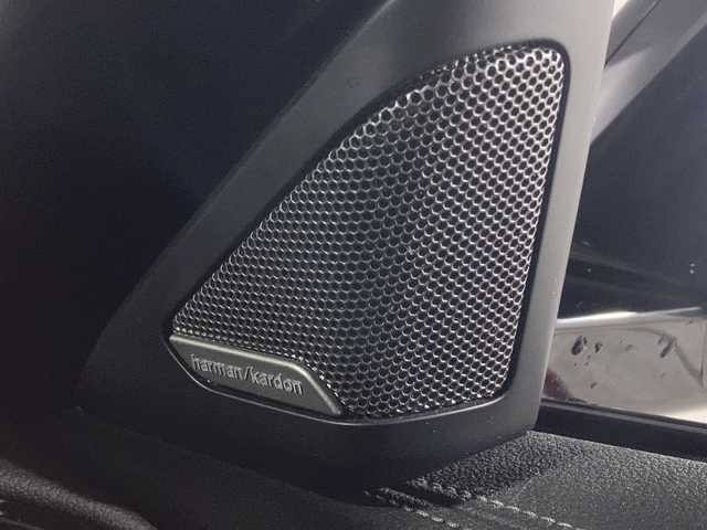 ＢＭＷ Ｚ４ sDrive20i スポーツ 沖縄県 2020(令2)年 3.3万km サンフラシスコレッド ワンオーナー/禁煙車　/純正ナビ　Ｂｌｕｅｔｏｏｔｈ　ＵＳＢ　ラジオ　/レーダークルーズコントロール　/衝突警告　/車線逸脱警告　/ブラインドスポットモニター　/パドルシフト　/電子パーキング　/オートホールド/取り扱い説明書/新車保証書/スペアキー