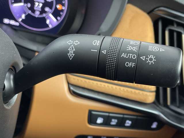 マツダ ＣＸ－６０ ＰＨＥＶ プレミアムスポーツ 大阪府 2023(令5)年 2.8万km ジェットブラックマイカ i-ACTIVESENSE/　・ディスタンス＆スピードアラート/　・レーンキープアシスト/　・前側接近車両検知/　・後方接近車両検知/　・ブラインドスポットモニター/　・ロードキープアシスト/　・追従式クルコン/　・AT誤発進抑制制御装置/サンルーフ/純正ディスプレイオーディオ/　・BT/FM/AM/フルセグ/ナビゲーション/バック・フロント・全方位カメラ/レザーシート/全席シートヒーター/前席エアシート/前席パワーシート/パワーバックドア/ステアリングヒーター/ダウンヒルアシストコントロール