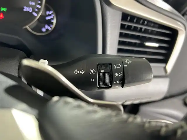 レクサス ＲＸ 450h バージョンL 佐賀県 2019(令1)年 5.9万km グラファイトブラックガラスフレーク 純正12.3インチナビ/フルセグTV/CD/DVD/Bluetooth/全方位カメラ/サンルーフ/衝突被害軽減システム/ヘッドアップディスプレイ/ブラインドスポットモニター/レーダークルーズコントロール/レーンアシスト/ロードサインアシスト/パーキングサポートブレーキ/オートライト/オートマチックハイビーム/3眼LEDヘッドライト/LEDフォグライト/純正前方ドライブレコーダー/ビルトインETC2.0/パワーバックドア/電子パーキング/ブレーキホールド/ステアリングヒーター/運転席・助手席パワーシート/運転席・助手席メモリーシート/全席シートヒーター/運転席・助手席エアシート/レザーシート/ISOFIX対応/ルーフレール/後席サンシェード/純正20インチアルミホイール/純正フロアマット/スマートキー×２/カードキー×１