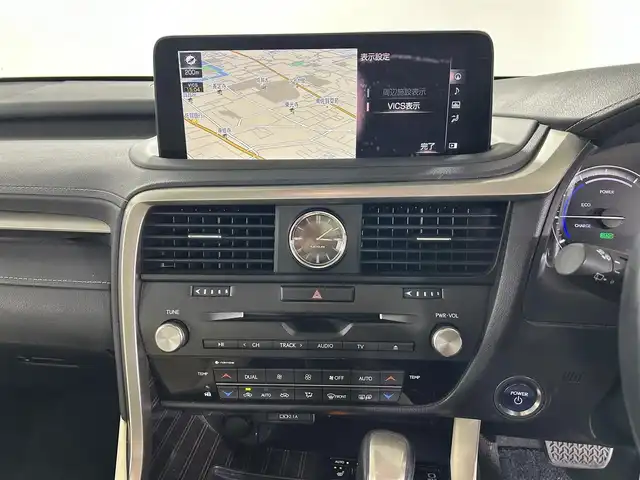 レクサス ＲＸ 450h バージョンL 佐賀県 2019(令1)年 5.9万km グラファイトブラックガラスフレーク 純正12.3インチナビ/フルセグTV/CD/DVD/Bluetooth/全方位カメラ/サンルーフ/衝突被害軽減システム/ヘッドアップディスプレイ/ブラインドスポットモニター/レーダークルーズコントロール/レーンアシスト/ロードサインアシスト/パーキングサポートブレーキ/オートライト/オートマチックハイビーム/3眼LEDヘッドライト/LEDフォグライト/純正前方ドライブレコーダー/ビルトインETC2.0/パワーバックドア/電子パーキング/ブレーキホールド/ステアリングヒーター/運転席・助手席パワーシート/運転席・助手席メモリーシート/全席シートヒーター/運転席・助手席エアシート/レザーシート/ISOFIX対応/ルーフレール/後席サンシェード/純正20インチアルミホイール/純正フロアマット/スマートキー×２/カードキー×１