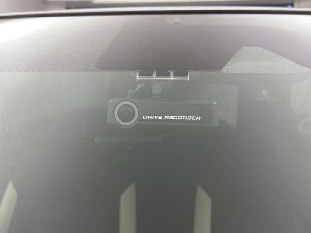 日産 ノート e－パワー ニスモ 栃木県 2017(平29)年 6.3万km ブリリアントシルバー 純正ナビ/（BT/CD/DVD/フルセグ/AM/FM）/全周囲カメラ/バック/サイド/フロントカメラ/衝突軽減システム/車線逸脱抑制機能/横滑り防止/ETC/ドライブレコーダー/純正アルミホイール/純正フロアマット/電動格納ミラー/ステアリングスイッチ/ドアバイザー/プッシュスタート/スマートキー/スペアキー