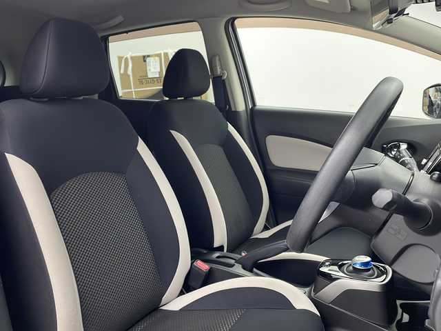 日産 ノート e－パワー ニスモ 栃木県 2017(平29)年 6.3万km ブリリアントシルバー 純正ナビ/（BT/CD/DVD/フルセグ/AM/FM）/全周囲カメラ/バック/サイド/フロントカメラ/衝突軽減システム/車線逸脱抑制機能/横滑り防止/ETC/ドライブレコーダー/純正アルミホイール/純正フロアマット/電動格納ミラー/ステアリングスイッチ/ドアバイザー/プッシュスタート/スマートキー/スペアキー