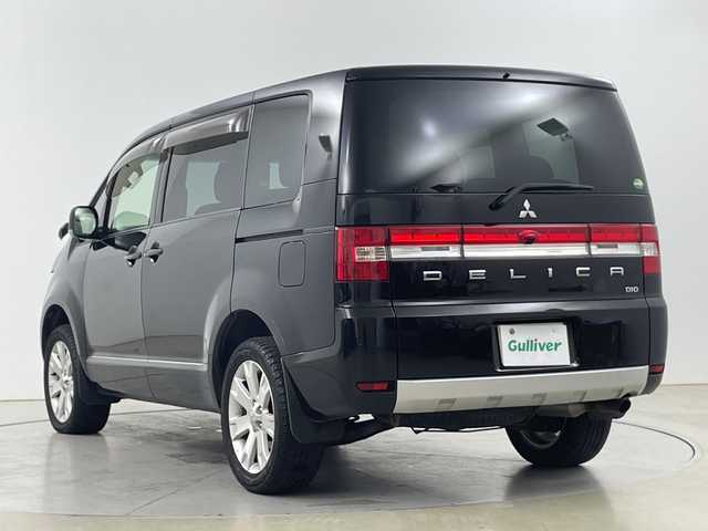 三菱 デリカＤ：５ D－Power package 道央・札幌 2016(平28)年 9.8万km ダイヤモンドブラックマイカ ・4WD/・社外メモリナビ/・BT/DVD/CD/SD/フルセグ/・バックカメラ/・両側パワースライドドア/・クルーズコントロール/・パドルシフト/・HIDオートライト/・フォグランプ/・シートヒーター/・スマートキー/・ETC