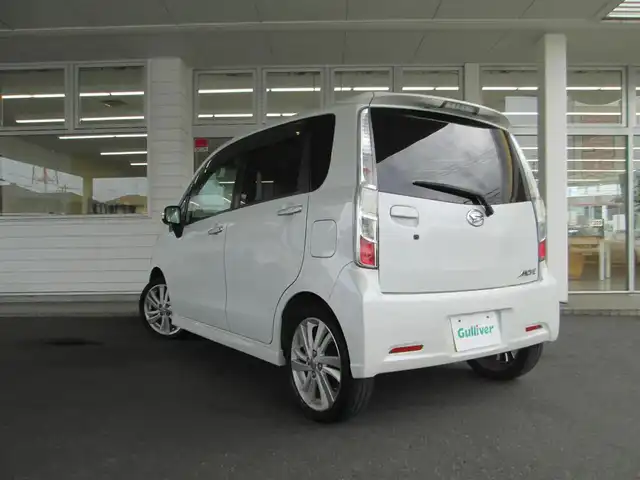 ダイハツ ムーヴ カスタム RS 千葉県 2010(平22)年 7.9万km パールホワイトⅢ キセノンライト/純正16インチAW/ウィンカードアミラー/社外オーディオ【CD/MD/SAM/FM】/momoステアリング/オートライト/フォグライト/ETC/スマートキー/純正マット&ドアバイザー/取扱説明書