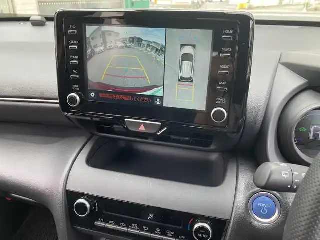 トヨタ ヤリスクロス ハイブリッド GRスポーツ 兵庫県 2023(令5)年 0.8万km センシュアルレッドマイカ 純正ナビ/フルセグTV/CD/DVD/Bluetooth/FM/AM/ビルトインETC2.0/パノラミックビューモニター/プリクラッシュセーフティ/レーントレーシングアシスト/ブラインドスポットモニター/アダプティブクルーズコントロール/オートマチックハイビーム/前後クリアランスソナー/先行車発進告知/パーキングサポートブレーキ/リヤクロストラフィックアラート/ロードサインアシスト/アドバンストパークシステム/後退速度抑制機能/LEDヘッドライト/オートライト/フォグランプ/D/N シートヒーター/ステアリングヒーター/ステアリングスイッチ/ハーフレザーシート/電格ミラー/革巻きステアリング/ドアバイザー/純正フロアマット/ISOFIX/新車時保証書/取扱説明書