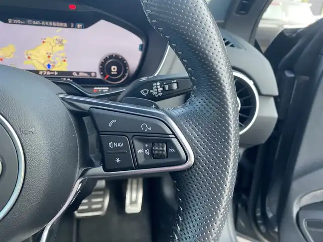 アウディ ＴＴクーペ 2．0 TFSI クワトロ 福岡県 2018(平30)年 3.2万km デイトナグレーパールエフェクト ・クルーズコントロール/・ナビ／ＵＳＢ／Ｂｌｕｅｔｏｏｔｈ/・バックカメラ/・ハーフレザーシート/・ドライブレコーダー/・フルセグテレビ/・ＥＴＣ/・純正１８インチＡＷ/・電動リアスポイラー/・AutoHOLD／電子パーキング