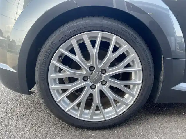 アウディ ＴＴクーペ 2．0 TFSI クワトロ 福岡県 2018(平30)年 3.2万km デイトナグレーパールエフェクト ・クルーズコントロール/・ナビ／ＵＳＢ／Ｂｌｕｅｔｏｏｔｈ/・バックカメラ/・ハーフレザーシート/・ドライブレコーダー/・フルセグテレビ/・ＥＴＣ/・純正１８インチＡＷ/・電動リアスポイラー/・AutoHOLD／電子パーキング