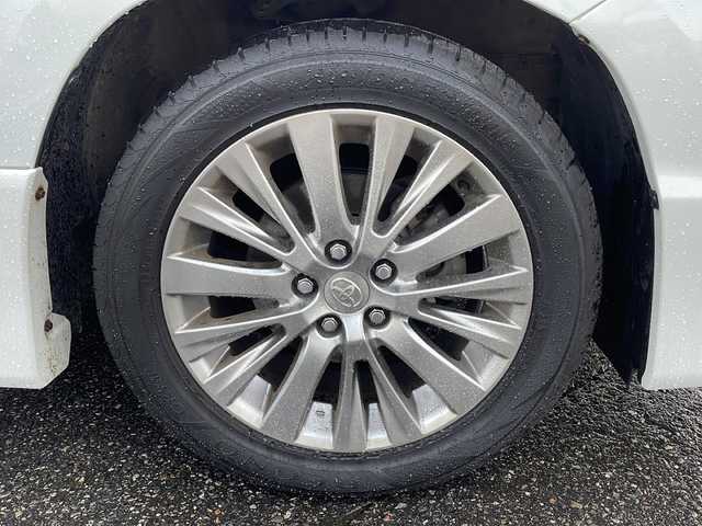 トヨタ ヴェルファイア 2．4Z ゴールデンアイズⅡ 新潟県 2013(平25)年 14.4万km ホワイトパールクリスタルシャイン ４WD/SDナビ/（DTV/DVD/Bluetooth）/フリップダウンモニター/バックカメラ/コーナーセンサー/クルーズコントロール/ETC/MTモード付AT/プッシュスタート/ハーフレザーシート/オットマン/両側パワースライドドア/パワーバックドア/フロアマット/社外LEDヘッドライト/フォグランプ/ウィンカーミラー/電格ミラー