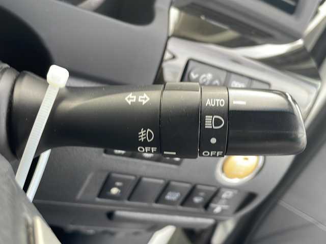 トヨタ ヴェルファイア 2．4Z ゴールデンアイズⅡ 新潟県 2013(平25)年 14.4万km ホワイトパールクリスタルシャイン ４WD/SDナビ/（DTV/DVD/Bluetooth）/フリップダウンモニター/バックカメラ/コーナーセンサー/クルーズコントロール/ETC/MTモード付AT/プッシュスタート/ハーフレザーシート/オットマン/両側パワースライドドア/パワーバックドア/フロアマット/社外LEDヘッドライト/フォグランプ/ウィンカーミラー/電格ミラー