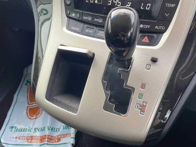 トヨタ ヴェルファイア 2．4Z ゴールデンアイズⅡ 新潟県 2013(平25)年 14.4万km ホワイトパールクリスタルシャイン ４WD/SDナビ/（DTV/DVD/Bluetooth）/フリップダウンモニター/バックカメラ/コーナーセンサー/クルーズコントロール/ETC/MTモード付AT/プッシュスタート/ハーフレザーシート/オットマン/両側パワースライドドア/パワーバックドア/フロアマット/社外LEDヘッドライト/フォグランプ/ウィンカーミラー/電格ミラー