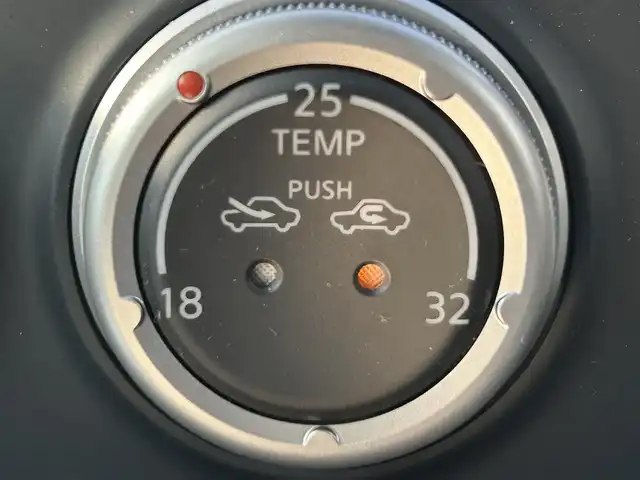 日産 フェアレディ Ｚ 岡山県 2016(平28)年 3.1万km バイブラントレッド 登録時走行距離30449km/カロッツェリアナビ/フルセグTV(AM.FM.CD.DVD.TV.BT)/横滑り防止装置/プッシュスタート/パドルシフト/電動格納ミラー/オートライト/18インチ純正AW/純正フロアマット/オートエアコン
