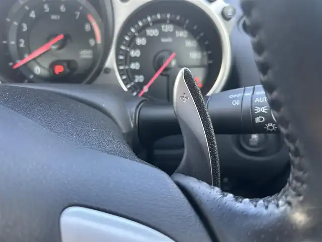 日産 フェアレディ Ｚ 岡山県 2016(平28)年 3.1万km バイブラントレッド 登録時走行距離30449km/カロッツェリアナビ/フルセグTV(AM.FM.CD.DVD.TV.BT)/横滑り防止装置/プッシュスタート/パドルシフト/電動格納ミラー/オートライト/18インチ純正AW/純正フロアマット/オートエアコン