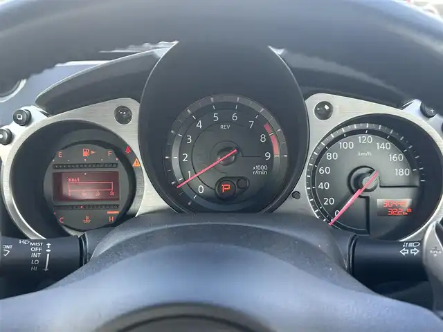 日産 フェアレディ Ｚ 岡山県 2016(平28)年 3.1万km バイブラントレッド 登録時走行距離30449km/カロッツェリアナビ/フルセグTV(AM.FM.CD.DVD.TV.BT)/横滑り防止装置/プッシュスタート/パドルシフト/電動格納ミラー/オートライト/18インチ純正AW/純正フロアマット/オートエアコン