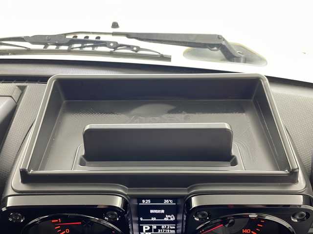 スズキ ジムニー XC 岐阜県 2019(令1)年 3.2万km シフォンアイボリーメタリックブラック2トーンルーフ 純正8インチナビ/CD/DVD/SD/USB/Bluetooth/フルセグTV/バックカメラ/デュアルセンサーブレーキサポート/ヒルディセントコントロール/ヒーテッドドアミラー/ドライブレコーダー/ETC/トランスファーレバー/ヘッドライトウォッシャー/シートヒーター/ステアリングリモコン/革巻きステアリング/電動格納ミラー/スマートキー/プッシュスタート