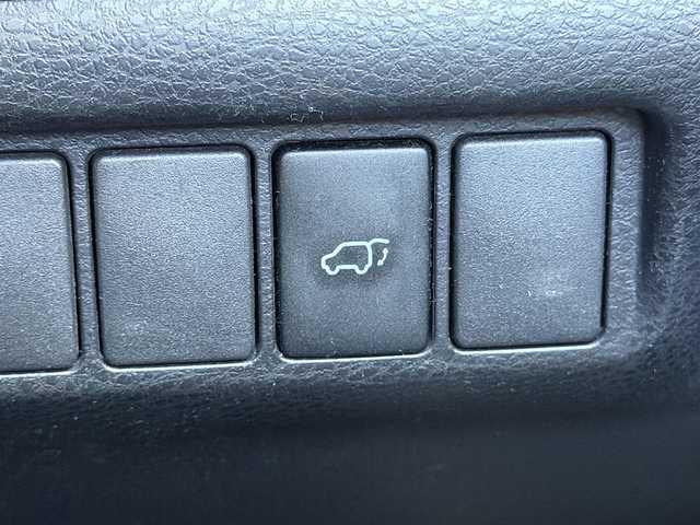 トヨタ ハリアー プレミアム 兵庫県 2018(平30)年 14.1万km ブラック ワンオーナー/社外ナビ/（CD/DVD/BT）/バックカメラ/ETC/サンルーフ/モデリスタエアロ/レーダークルーズコントロール/前後コーナーセンサー/ドライブレコーダー/MTモード付AT/ハーフレザーシート/パワーシート/LEDヘッドライト/オートライト/フォグランプ/電動リアゲート/スマートキー/電動格納ミラー/純正フロアマット/純正ドアバイザー/純正アルミ18インチ/取扱説明書・保証書