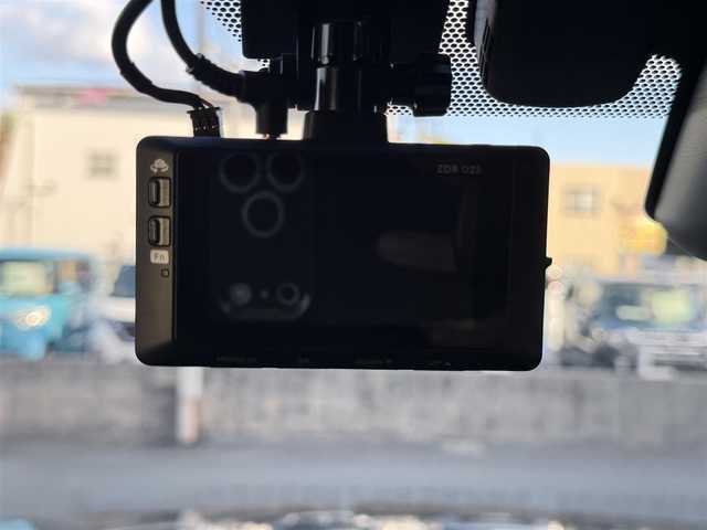 トヨタ ハリアー プレミアム 兵庫県 2018(平30)年 14.1万km ブラック ワンオーナー/社外ナビ/（CD/DVD/BT）/バックカメラ/ETC/サンルーフ/モデリスタエアロ/レーダークルーズコントロール/前後コーナーセンサー/ドライブレコーダー/MTモード付AT/ハーフレザーシート/パワーシート/LEDヘッドライト/オートライト/フォグランプ/電動リアゲート/スマートキー/電動格納ミラー/純正フロアマット/純正ドアバイザー/純正アルミ18インチ/取扱説明書・保証書