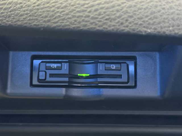 トヨタ ハリアー プレミアム 兵庫県 2018(平30)年 14.1万km ブラック ワンオーナー/社外ナビ/（CD/DVD/BT）/バックカメラ/ETC/サンルーフ/モデリスタエアロ/レーダークルーズコントロール/前後コーナーセンサー/ドライブレコーダー/MTモード付AT/ハーフレザーシート/パワーシート/LEDヘッドライト/オートライト/フォグランプ/電動リアゲート/スマートキー/電動格納ミラー/純正フロアマット/純正ドアバイザー/純正アルミ18インチ/取扱説明書・保証書