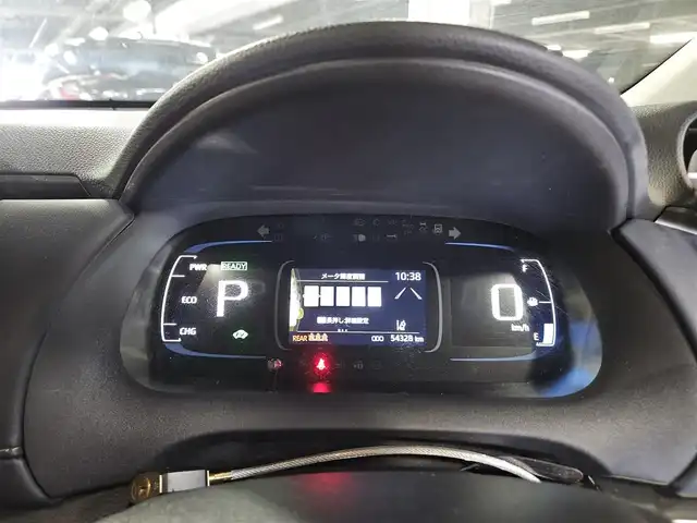 トヨタ アクア Z 兵庫県 2022(令4)年 5.5万km シルバーM 純正10.5型ナビ/バックカメラ/ビルトインETC2.0/レーダークルーズコントロール/コーナーセンサー/セーフティセンス/・衝突被害軽減ブレーキ/・車線逸脱防止支援システム/・オートマチックハイビーム/・標識認識システム/前後パーキングサポートブレーキ/LEDヘッドランプ/革巻きステアリング/ステアリングヒーター/ハーフレザーシート/前席シートヒーター/運転席パワーシート/純正16インチアルミホイール/スマートキー/エンジンプッシュスタート/禁煙車