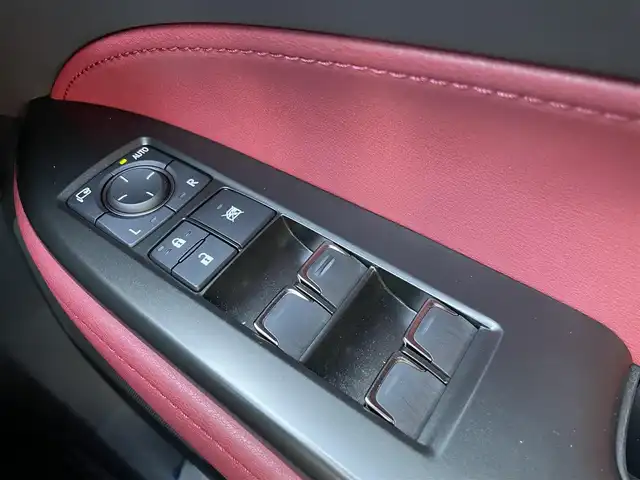 レクサス ＮＸ 250 バージョンL 福岡県 2022(令4)年 6.8万km 黒 純正メーカーナビ/Bluetooth/フルセグテレビ/シートヒーター/ベンチレーション/サンルーフ/パワーバックドア/社外ドライブレコーダー前後/クルーズコントロール/パワーシート/全方位モニター/オートブレーキホールド/純正フロアマット/ETC2.0/ドアバイザー