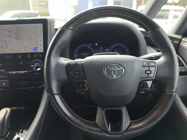 トヨタ アルファードハイブリット Z 熊本県 2023(令5)年 3.1万km プラチナホワイトパールマイカ ワンオーナー/左右独立ムーンルーフ/純正ディスプレイオーディオナビ/【フルセグTV/BT/HDMI】/全方位カメラ/純正フリップダウンモニター/デジタルインナーミラー/トヨタチームメイト/トヨタセーフティセンス/前後ドライブレコーダー/置くだけ充電/純正18インチAW/黒革シート/D/Nパワーシート（D席メモリ付）/D/Nシートヒーター/D/Nシートクーラー/後席シートヒーター/後席シートクーラー/ステアリングヒーター/パドルシフト/ビルトインETC2.0/スペアキー