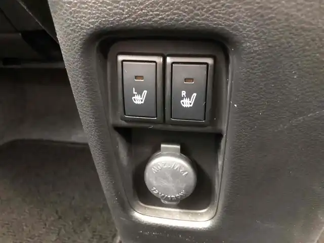 スズキ ハスラー HYBRID X 福岡県 2020(令2)年 5.2万km フェニックスレッドパール/ガンメタリック2トーンルーフ セーフティサポート　リアパーキングセンサー/2トーンカラー仕様/純正SDナビ【CN-E320D】/　TV/CD/Bluetooth/バックカメラ/アイドリングストップ/ETC/LEDヘッドライト/社外ドライブレコーダー【HDR103】/ドアバイザー/純正フロアマット/プッシュスタート/前席シートヒーター/ステアリングスイッチ/純正LEDヘッドライト/純正15インチアルミホイール/保証書