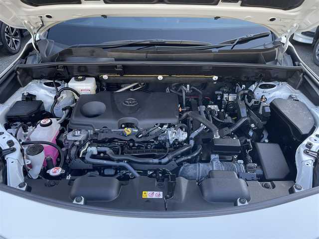 トヨタ ハリアー ハイブリッド Z レザーパッケージ 兵庫県 2024(令6)年 2.6万km プラチナホワイトパールマイカ /ワンオーナー/・OP 調光パノラマルーフ/・OP パノラミックビューモニター（床下透過表示機能）/・OP おくだけ充電/・MODELLISTAエアロパーツ（GRAN BLAZE STYLE）//フロントスポイラー（LED付）//サイドスカート//リヤスタイリングキット（リヤスカート/マフラーカッター）/・OP シグネチャーイルミグリル/・OPバックドアエアロプレート/・OP バックドアガーニッシュ/・OP 室内インテリアイルミネーション/・OP 3Dレザー調フロアマット/・OP GRスポーツサイドバイザー//ディスプレイオーディオ（コネクティッドナビ対応）Plus//12.3インチHDディスプレイ//TV/BT/USB/Miracast/Apple Car Play/HDMI//JBLサウンド//TVキャンセラー//デジタルインナーミラー（前後録画機能付）//ナノイーX//本革シート（ヒーター/ベンチレーション/電動）//ステアリングヒーター//オートLEDヘッドランプ//LEDフォグランプ//純正19インチAW//ハンズフリーパワーバックドア//カラーヘッドアップディスプレイ//PCS/LTA/BSM/RCTA/PKSB/RSA//先行車発進お知らせ/レーダークルーズコントロール//クリアランスソナー