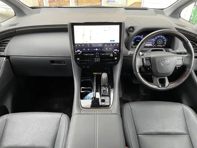 トヨタ ヴェルファイア ハイブリット Z プレミア 兵庫県 2023(令5)年 0.8万km プラチナホワイトパールマイカ 純正オーディオナビ/置き換え充電/電動リアゲート/ユニバーサルステップ/デジタルインナーミラー/両側パワースライドドア/メモリ付きパワーシート/ツインムーンルーフ/ステアリングヒーター/シートヒーター/エアーシート/アラウンドビューモニター/純正フロアマット/Bluetooth接続/フルセグTV