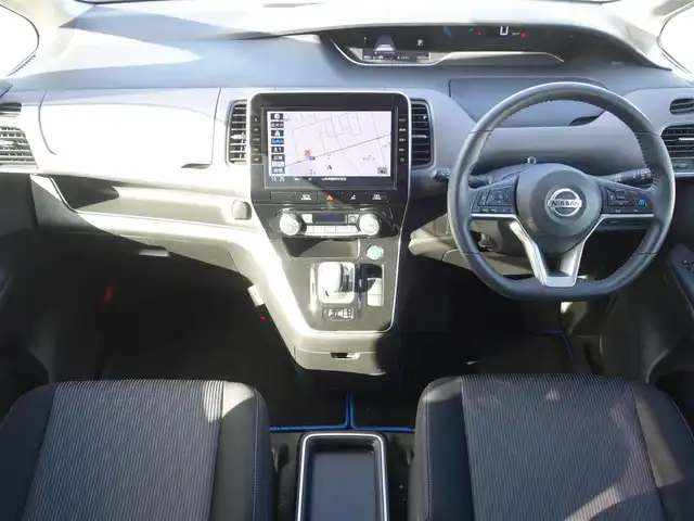 日産 セレナ e－パワー ハイウェイスター V 山形県 2021(令3)年 5.9万km ブリリアントホワイトパール 衝突被害軽減システム/ワンオーナー/純正メモリナビ/　　【CD DVD BT フルセグ USB】/アラウンドビューモニター/両側パワースライドドア/レーダークルーズコントロール/LEDオートヘッドライト/純正15インチアルミホイール/ドライブレコーダー/ステアリングスイッチ/インテリジェントルームミラー/電動格納ウィンカーミラー/フォグランプ/スマートキー×2/ETC