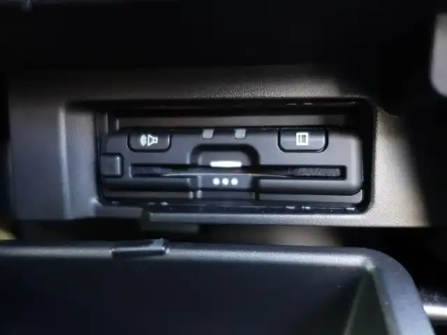 日産 セレナ e－パワー ハイウェイスター V 山形県 2021(令3)年 5.9万km ブリリアントホワイトパール 衝突被害軽減システム/ワンオーナー/純正メモリナビ/　　【CD DVD BT フルセグ USB】/アラウンドビューモニター/両側パワースライドドア/レーダークルーズコントロール/LEDオートヘッドライト/純正15インチアルミホイール/ドライブレコーダー/ステアリングスイッチ/インテリジェントルームミラー/電動格納ウィンカーミラー/フォグランプ/スマートキー×2/ETC