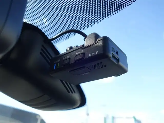 日産 セレナ e－パワー ハイウェイスター V 山形県 2021(令3)年 5.9万km ブリリアントホワイトパール 衝突被害軽減システム/ワンオーナー/純正メモリナビ/　　【CD DVD BT フルセグ USB】/アラウンドビューモニター/両側パワースライドドア/レーダークルーズコントロール/LEDオートヘッドライト/純正15インチアルミホイール/ドライブレコーダー/ステアリングスイッチ/インテリジェントルームミラー/電動格納ウィンカーミラー/フォグランプ/スマートキー×2/ETC