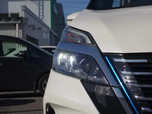 日産 セレナ e－パワー ハイウェイスター V 山形県 2021(令3)年 5.9万km ブリリアントホワイトパール 衝突被害軽減システム/ワンオーナー/純正メモリナビ/　　【CD DVD BT フルセグ USB】/アラウンドビューモニター/両側パワースライドドア/レーダークルーズコントロール/LEDオートヘッドライト/純正15インチアルミホイール/ドライブレコーダー/ステアリングスイッチ/インテリジェントルームミラー/電動格納ウィンカーミラー/フォグランプ/スマートキー×2/ETC